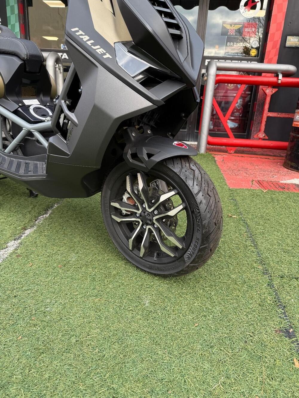 Italjet Moto Dragster 200 (2022 - 24) (10)