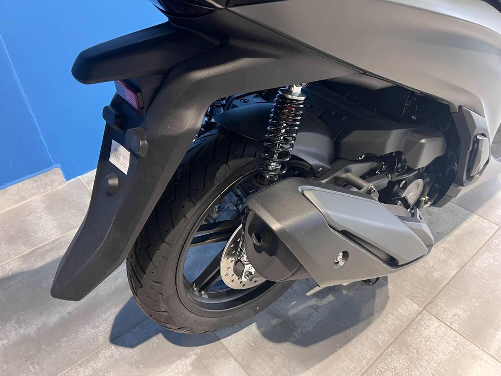 Honda SH 350i Sport (2025 - 26) (17)