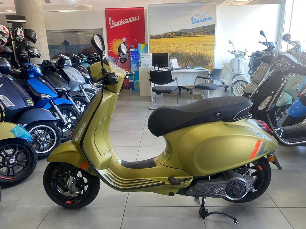 Vespa Sprint Elettrica 45 S (2024 - 25) (2)