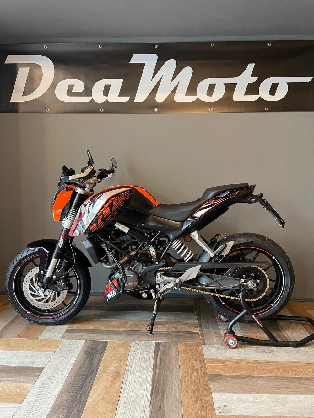 KTM 125 Duke ABS (2013 - 16) (2)