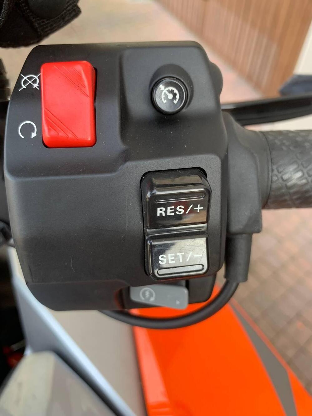 KTM 1290 Super Duke GT ABS (2016 - 18) (6)