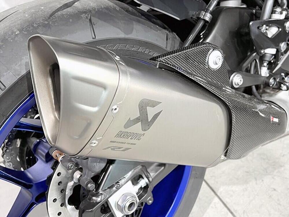 Yamaha YZF R1 (2020 - 25) (4)