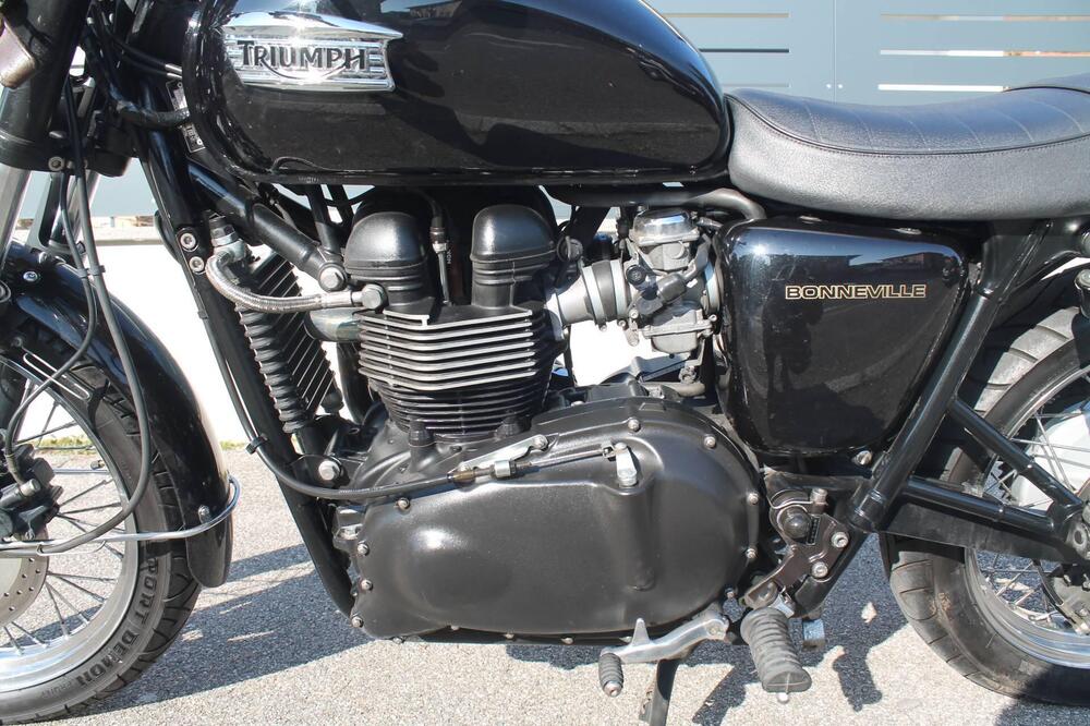 Triumph Bonneville (2007 - 16) (8)