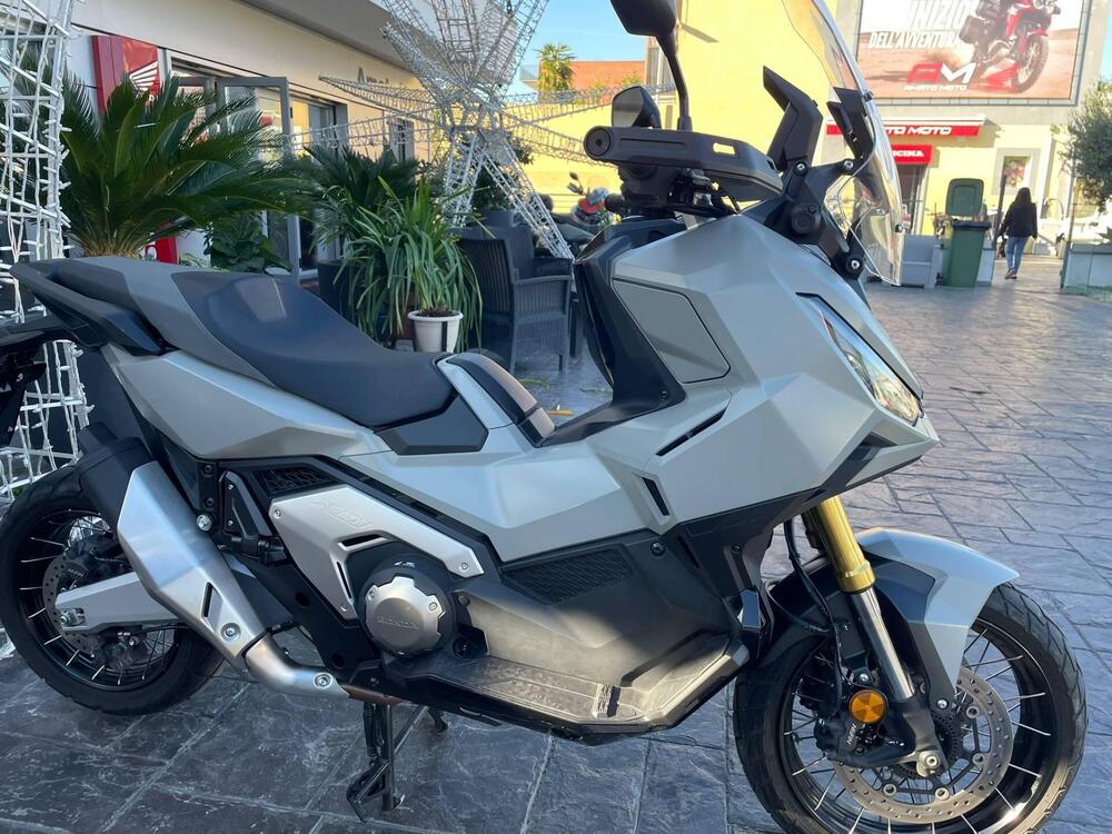 Honda X-ADV 750 (2025 - 26) (5)
