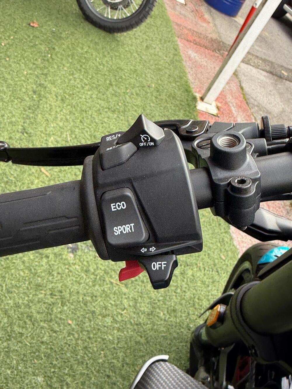 CFMOTO 700CL-X Sport (2022 - 25) (18)