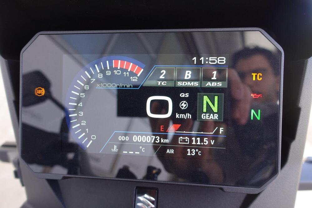 Suzuki V-Strom 800DE (2025 - 26) (4)