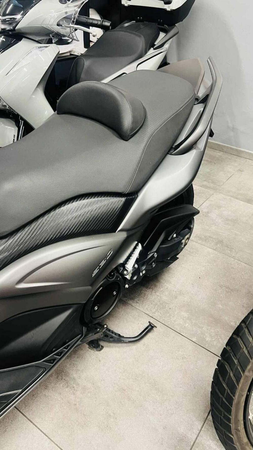 Yamaha T-Max 530 (2015 - 16) (7)