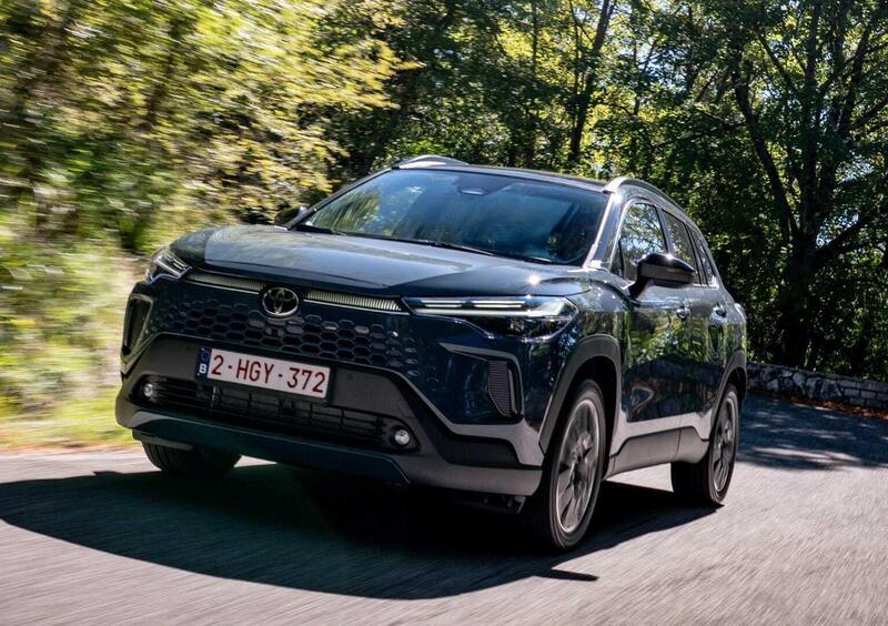 Toyota Corolla Cross Hybrid (3)
