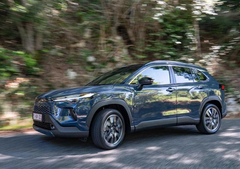 Toyota Corolla Cross Hybrid (2)