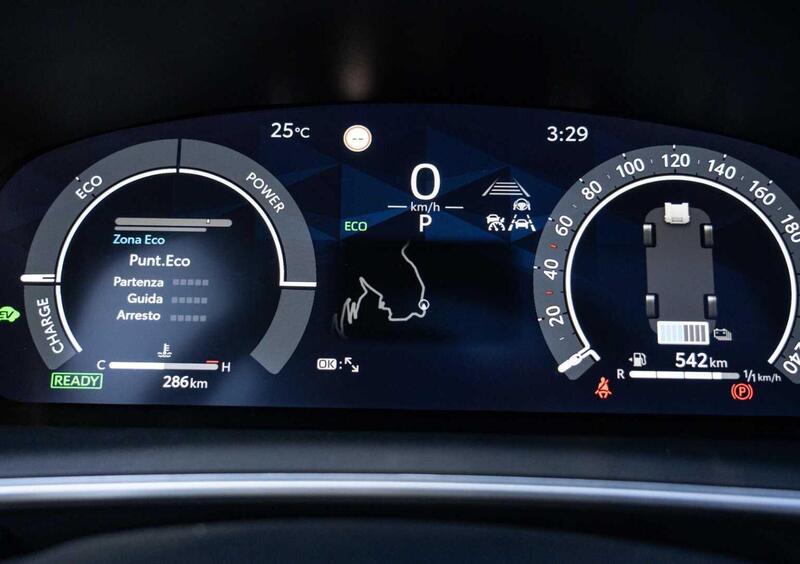 Toyota Corolla Cross Hybrid (16)