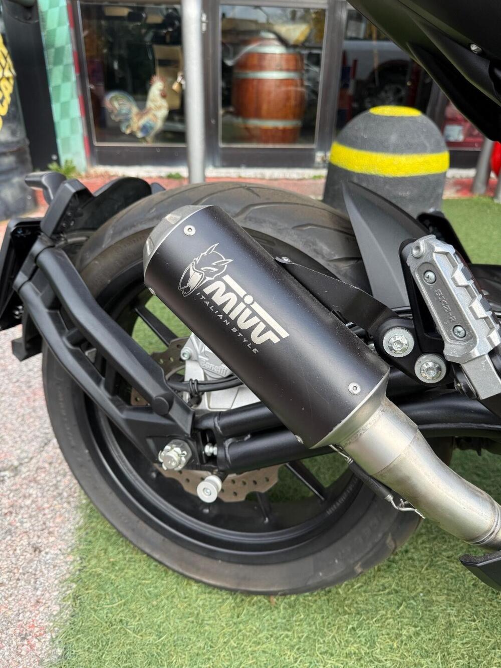 Benelli 502 C (2021 - 25) (12)