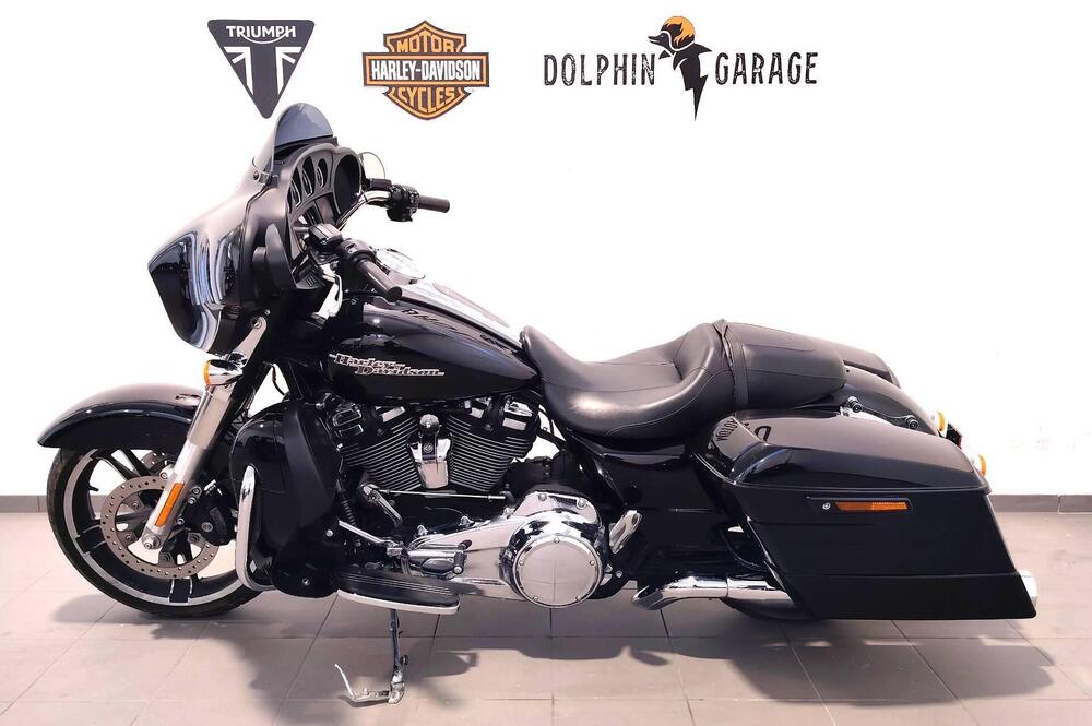 Harley-Davidson 107 Street Glide (2017 - 19) - FLHX (6)