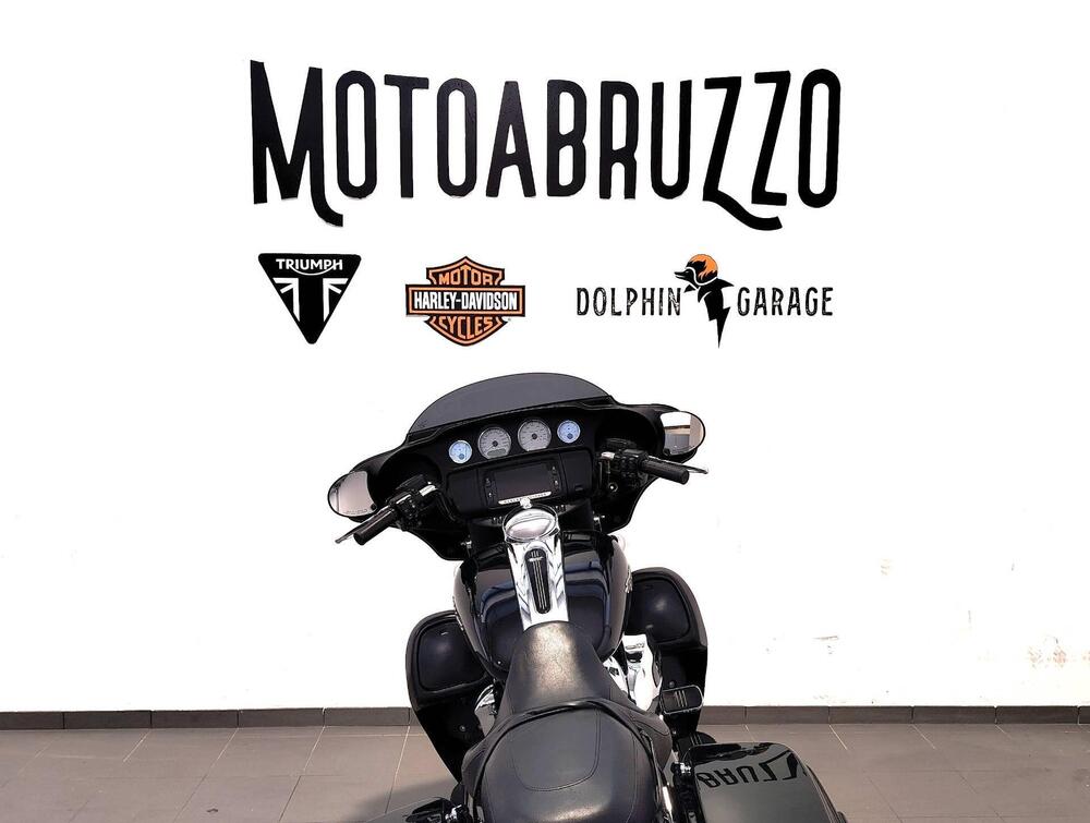 Harley-Davidson 107 Street Glide (2017 - 19) - FLHX (8)