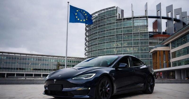 Stop termico 2035: il 10 dicembre si riapre la partita