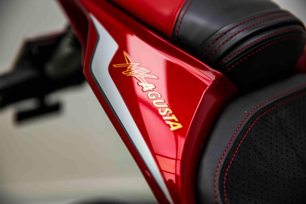 MV Agusta F3 675 Oro (2011) (11)