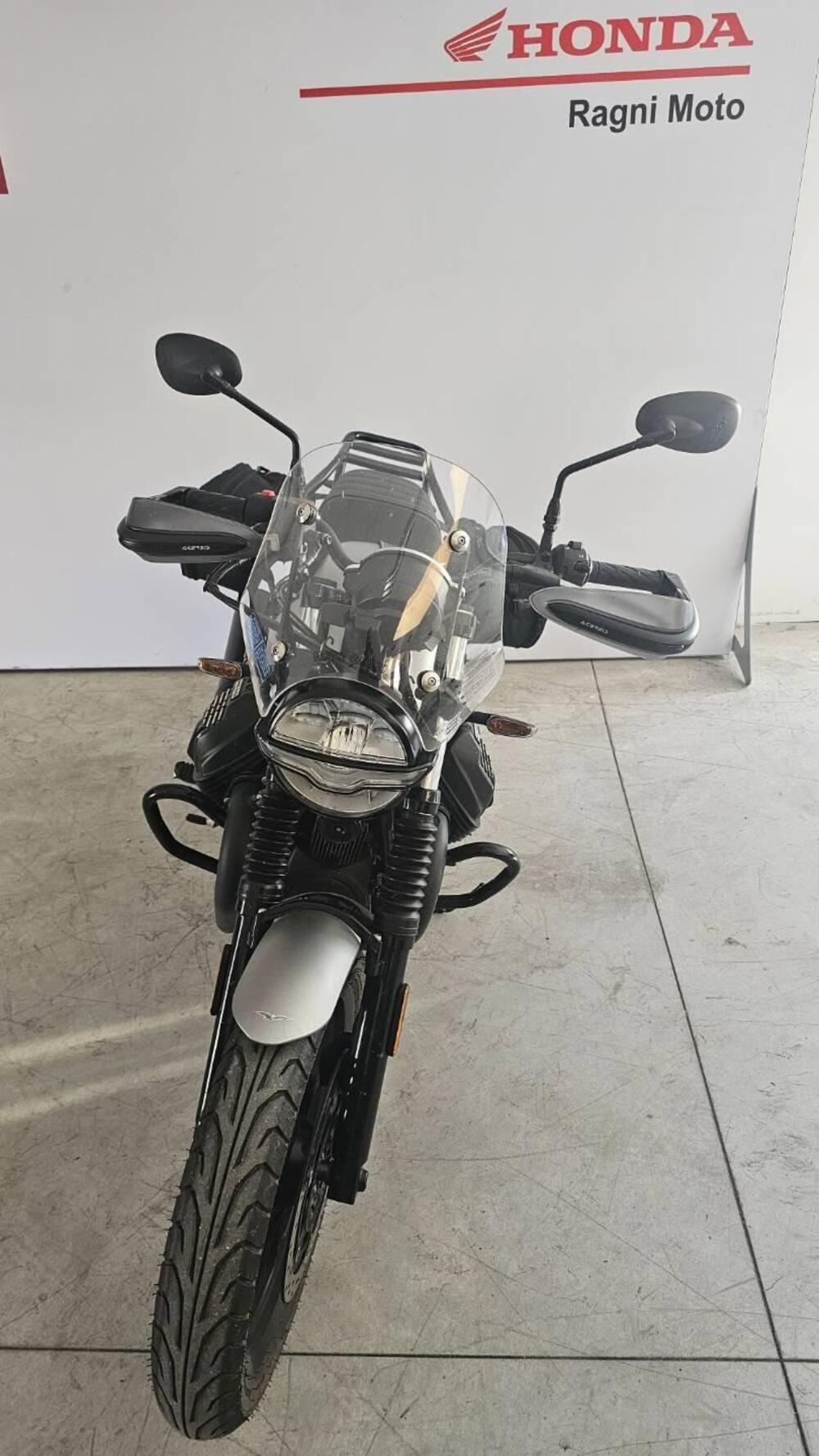 Moto Guzzi V7 Stone Special Edition (2022 - 25) (5)