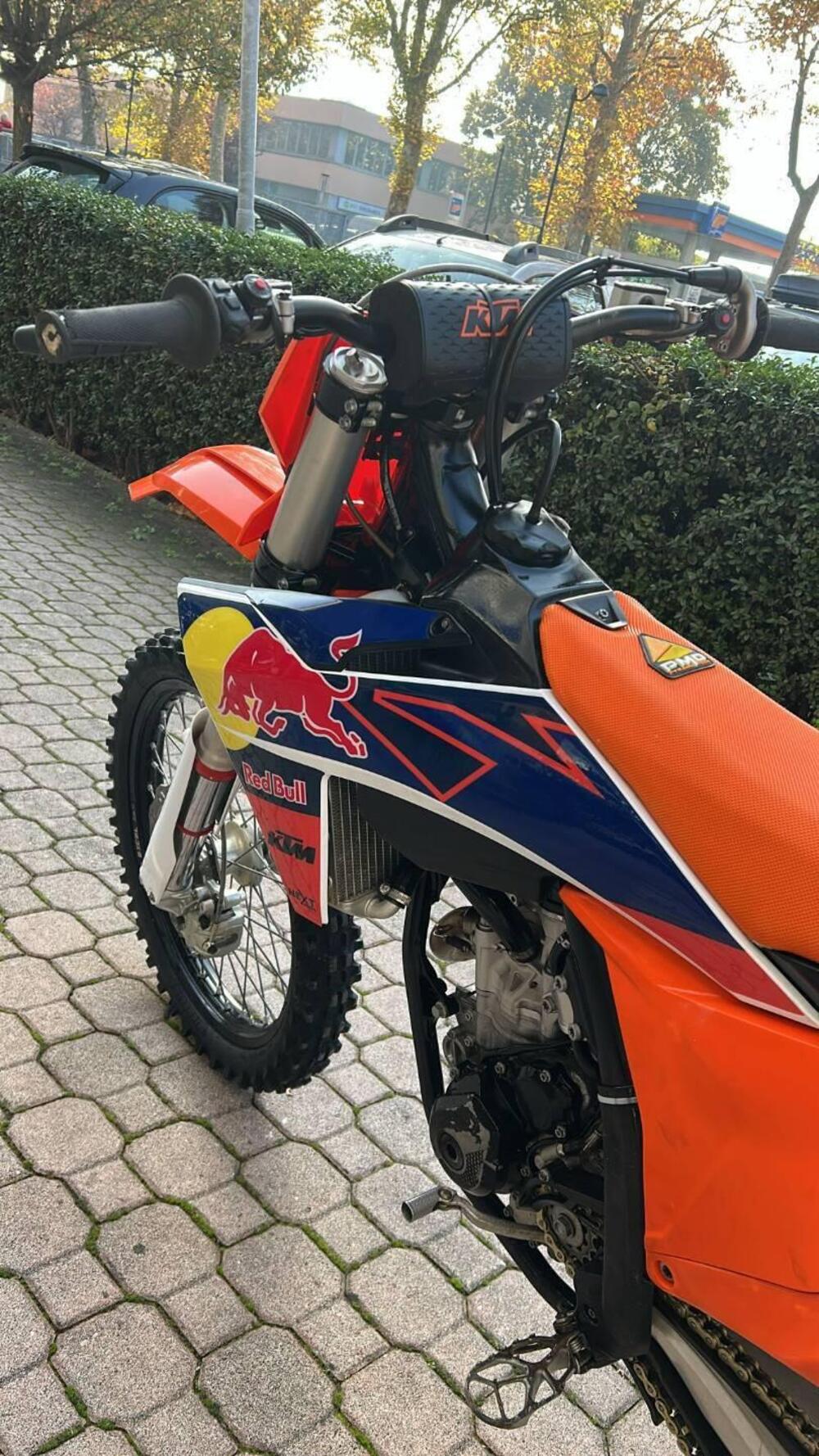 KTM 250 SX-F (2024) (7)
