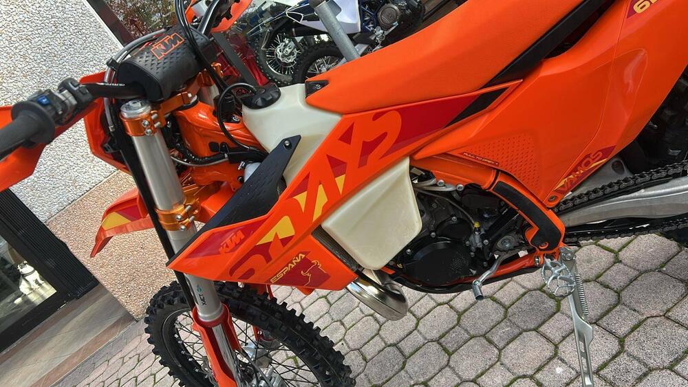 KTM 300 EXC Six Days (2025) (5)