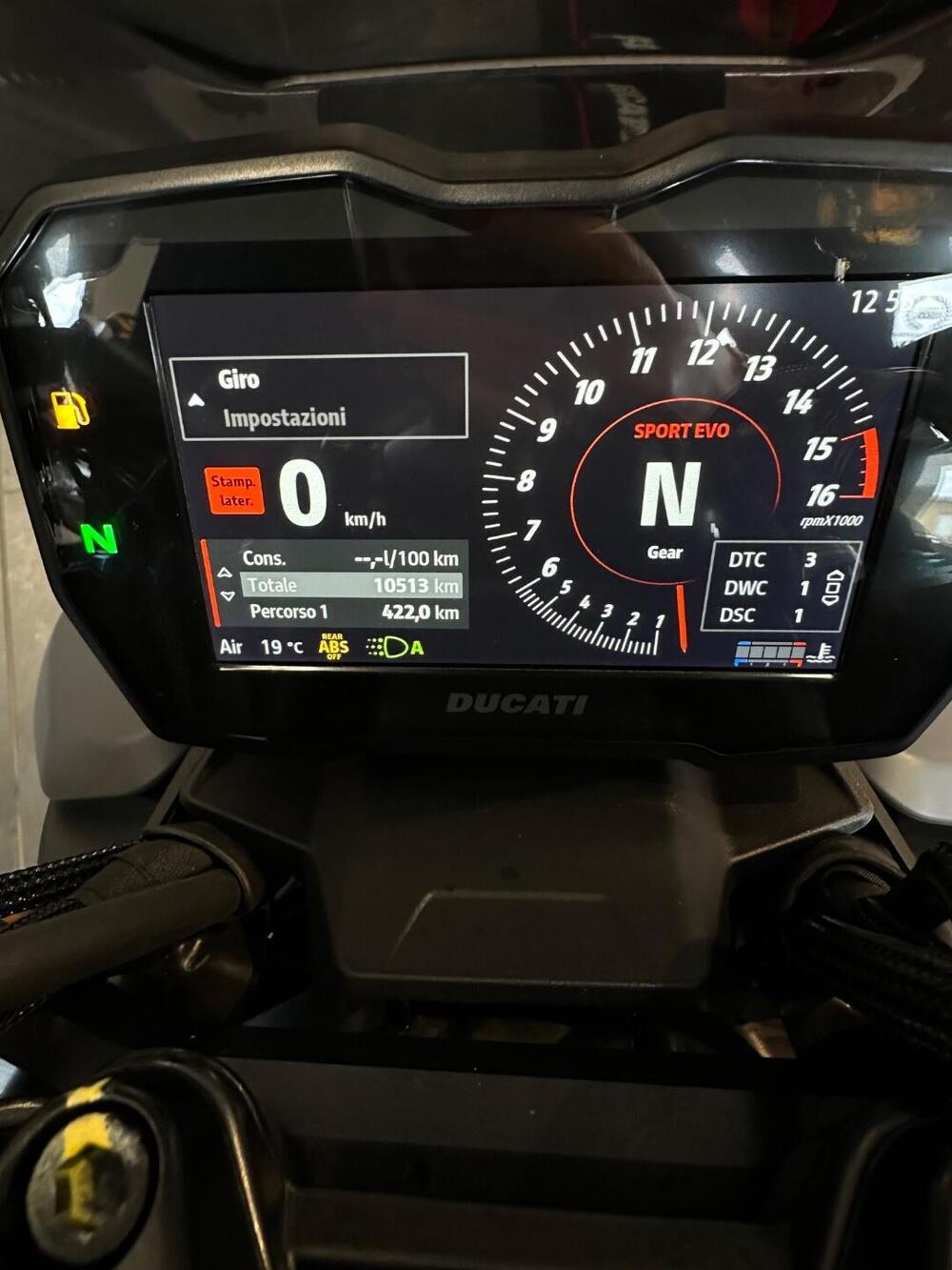 Ducati Streetfighter V4 S (2023 - 24) (4)
