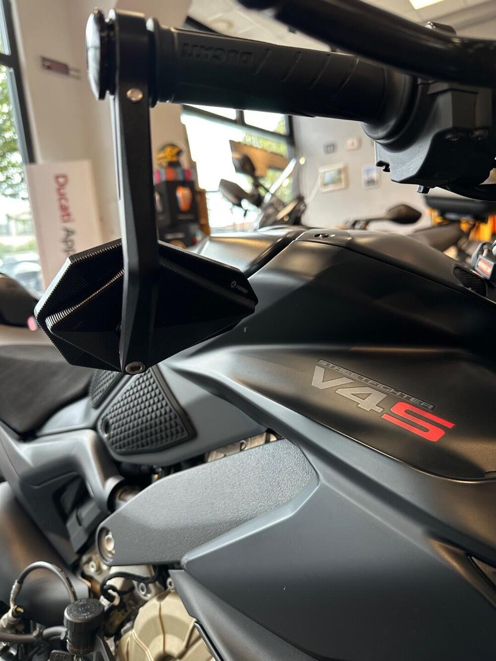 Ducati Streetfighter V4 S (2023 - 24) (12)