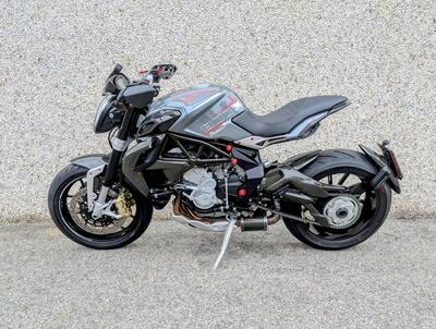 MV Agusta Dragster 800 (2014 - 19) usata