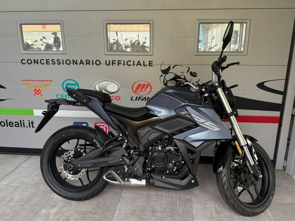 Cyclone Battlo 5S (2025 - 26) (3)