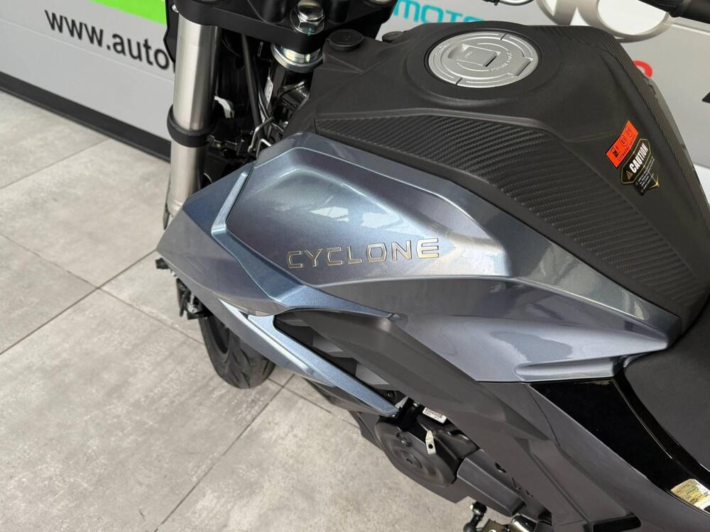 Cyclone Battlo 5S (2025 - 26) (20)