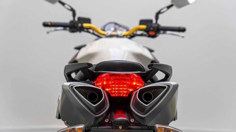 Aprilia Shiver 750 (2010 - 16) (17)