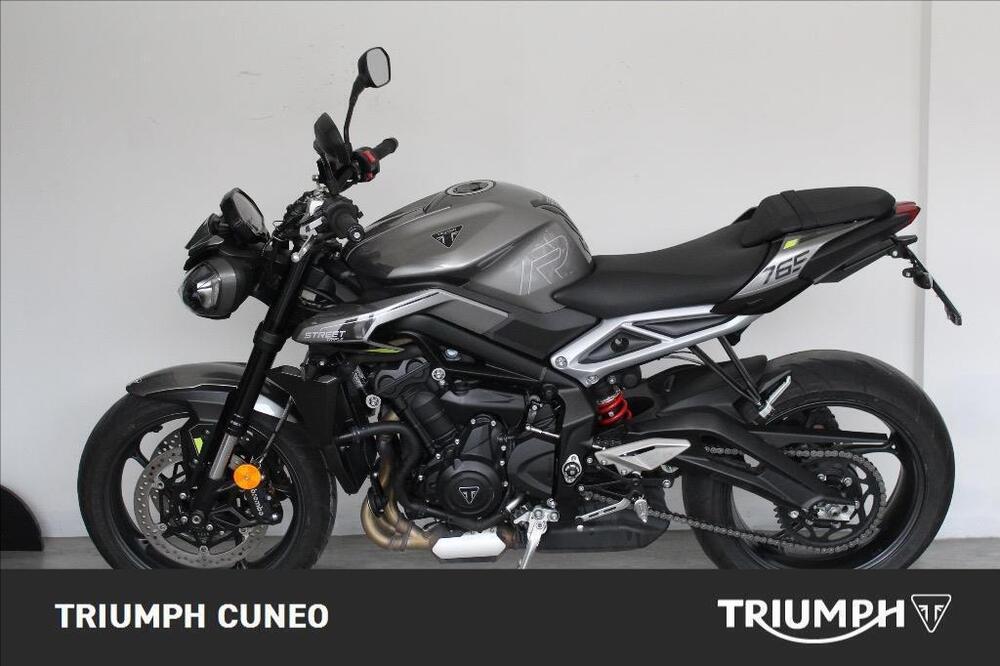 Triumph Street Triple 765 R (2023 - 26) (3)