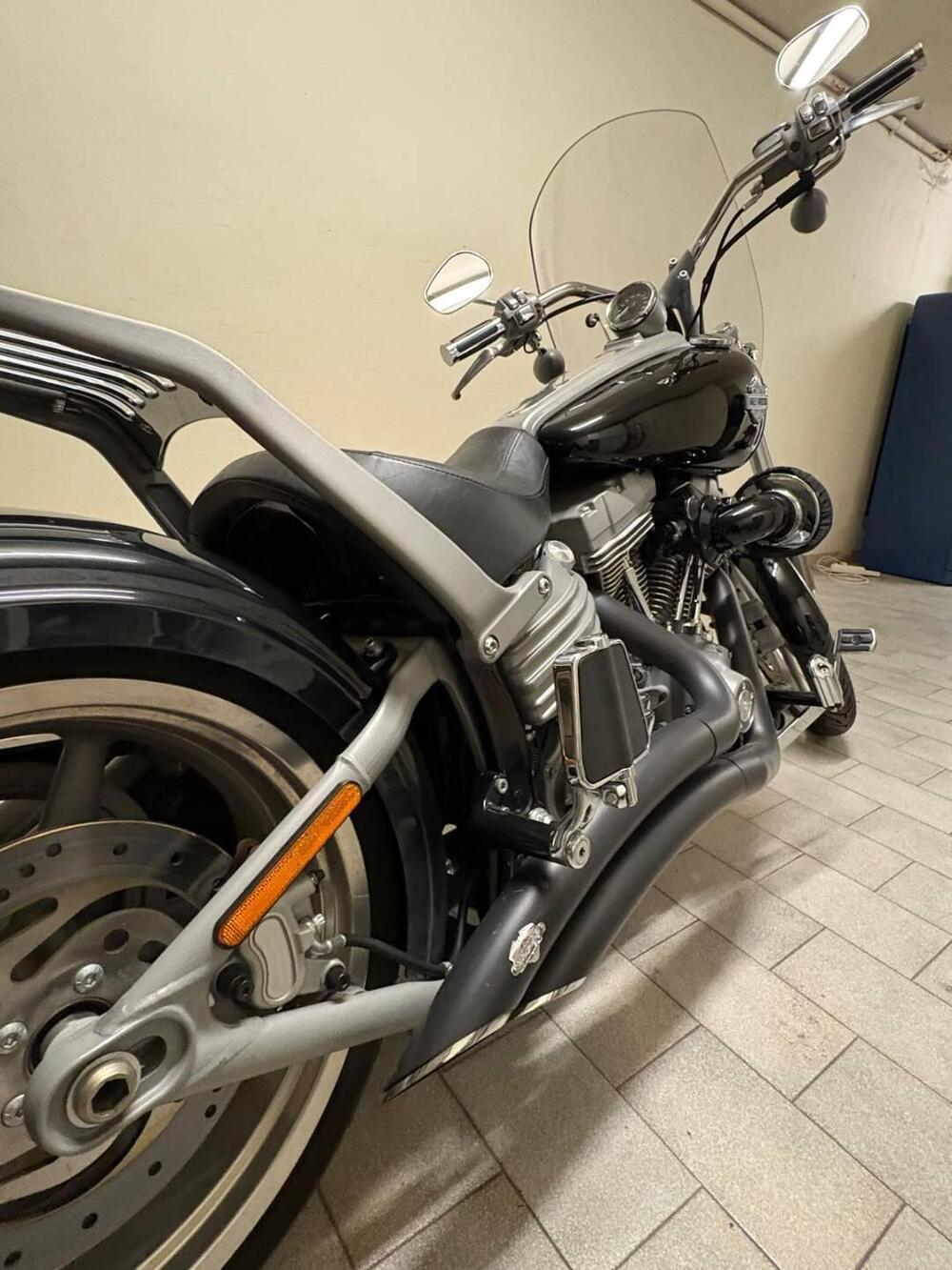 Harley-Davidson 1584 Rocker (2008 - 09) - FXCW (5)