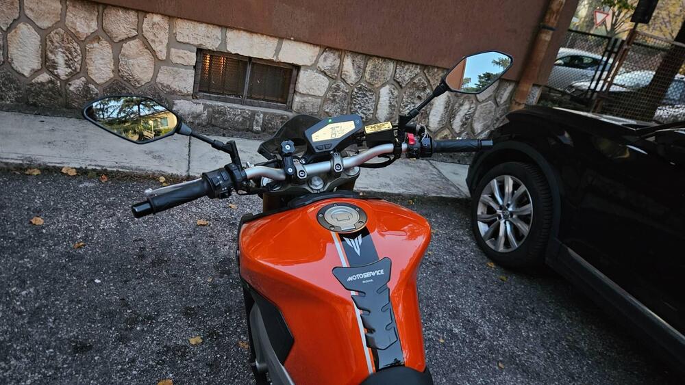 Yamaha MT-09 (2013 - 15) (4)