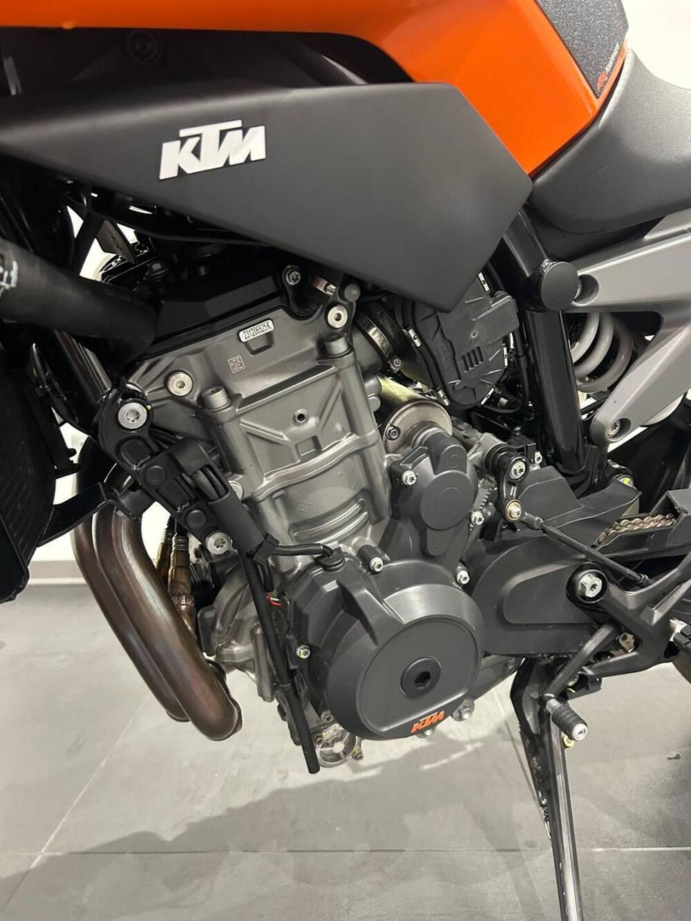 KTM 790 Duke L (2023 - 24) (14)