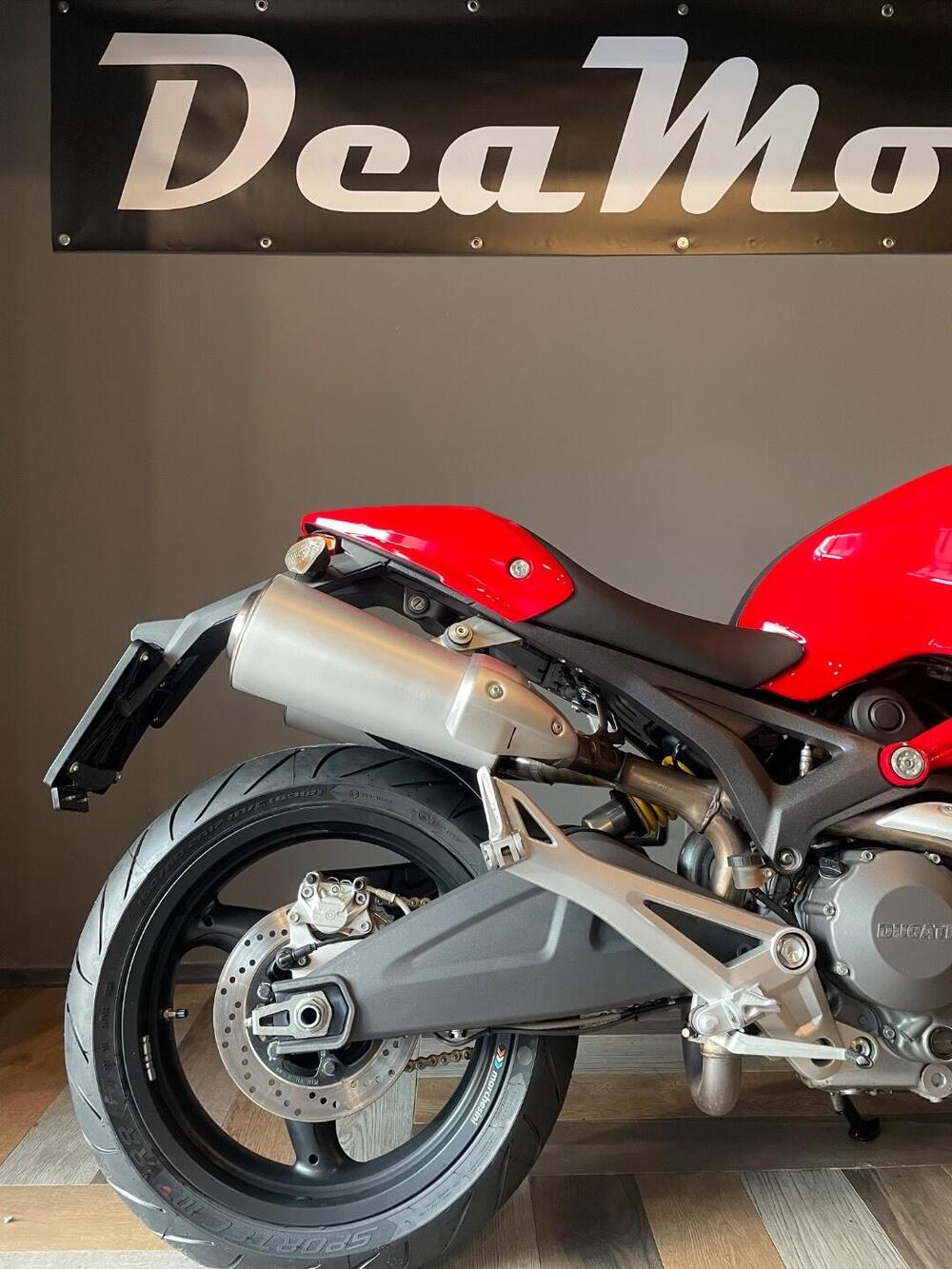 Ducati Monster 696 (2008 - 13) (3)