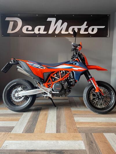 KTM 690 SMC R (2023 - 25) usata