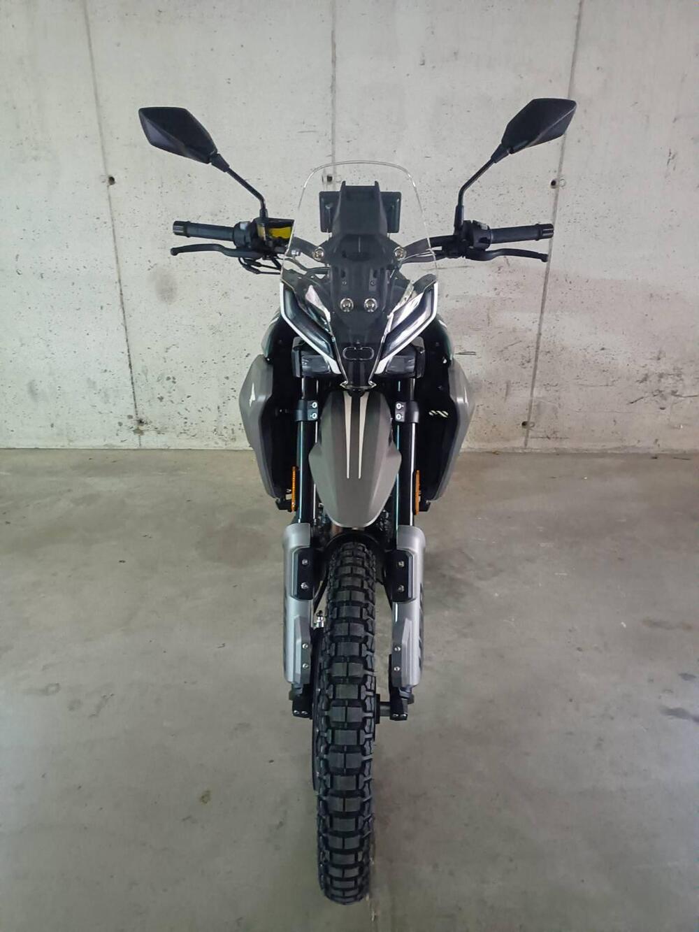 Moto Morini Allthrike 450 (2025 - 26) (8)