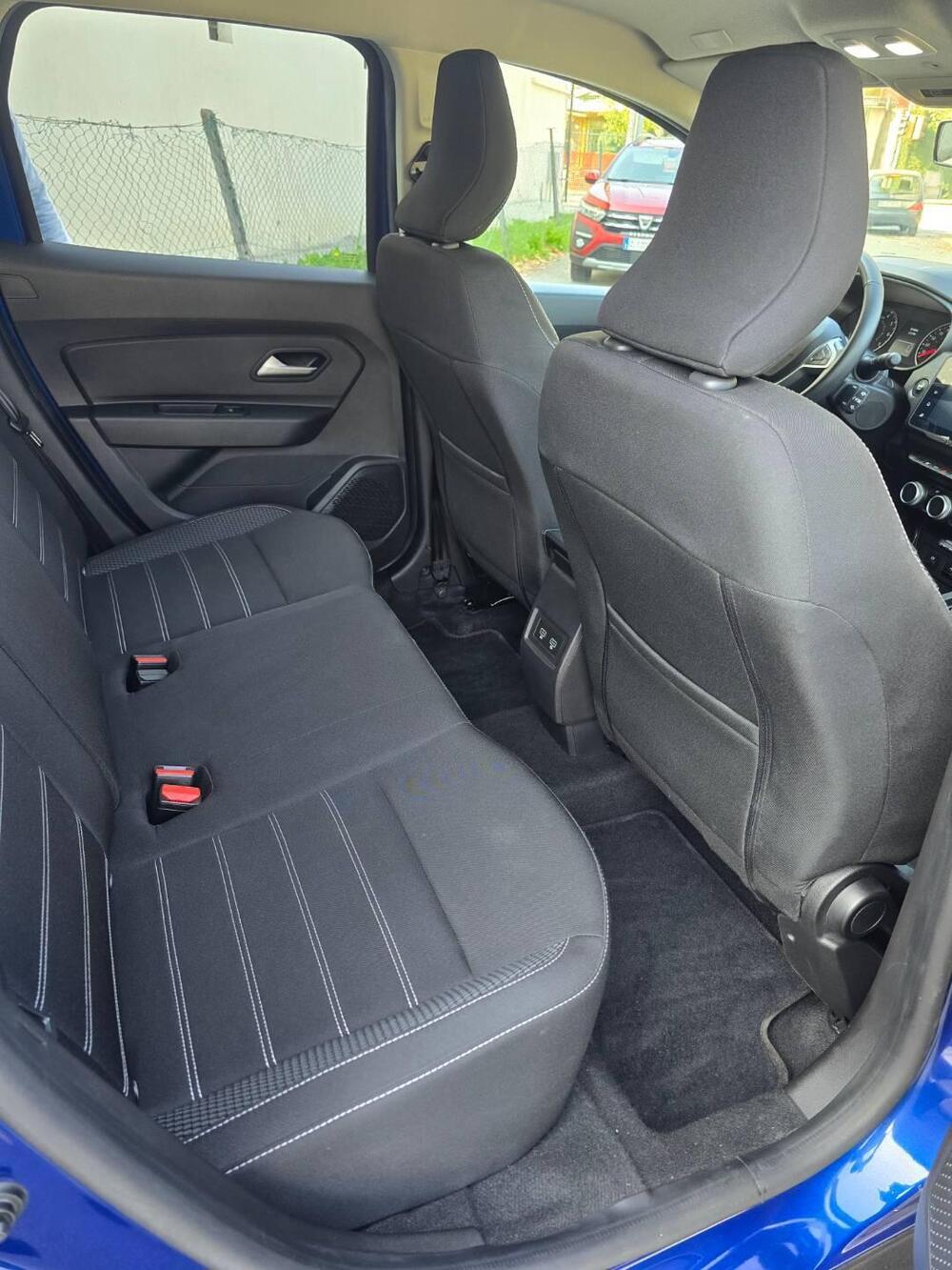 Dacia Duster usata a Torino (11)