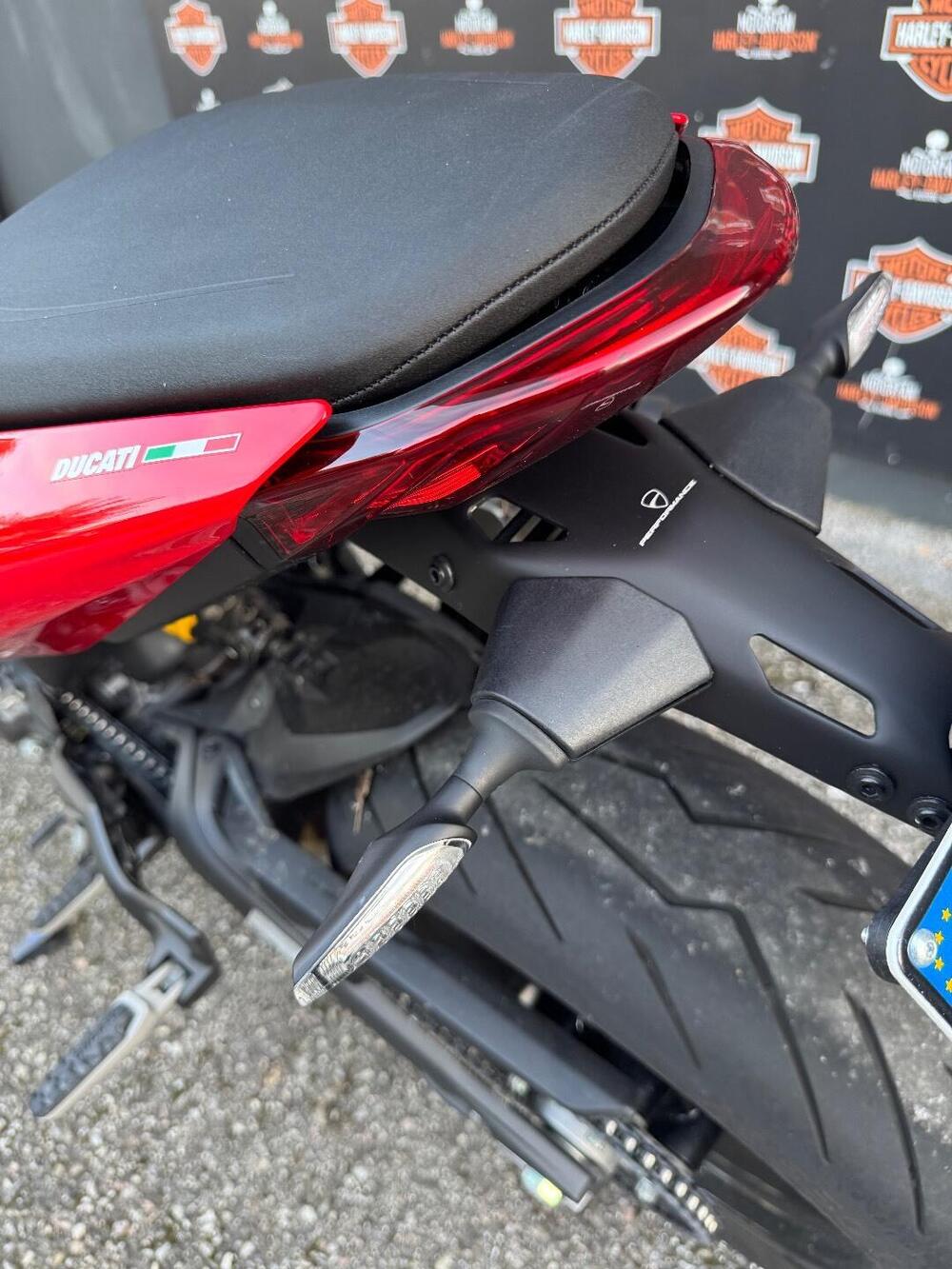 Ducati Monster 937 + (2021 - 25) (8)