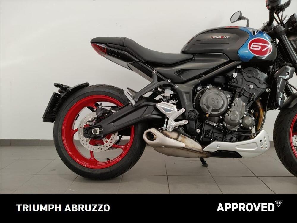 Triumph Trident 660 Triple Tribute Edition (2025 - 26) (10)
