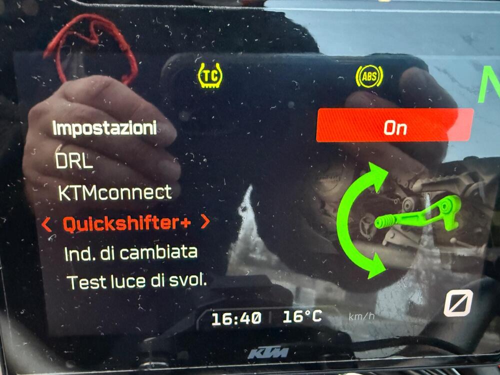 KTM 1290 Super Duke GT (2022 - 25) (8)