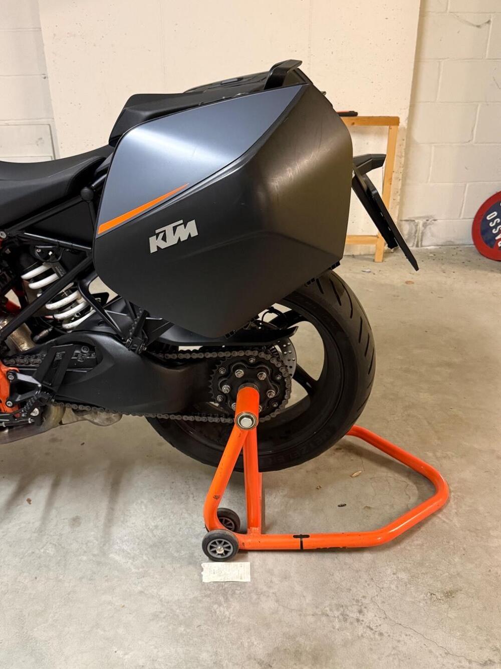 KTM 1290 Super Duke GT (2022 - 25) (9)