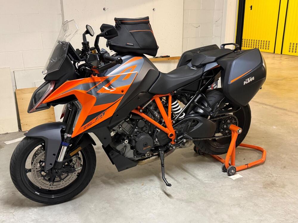 KTM 1290 Super Duke GT (2022 - 25) (7)