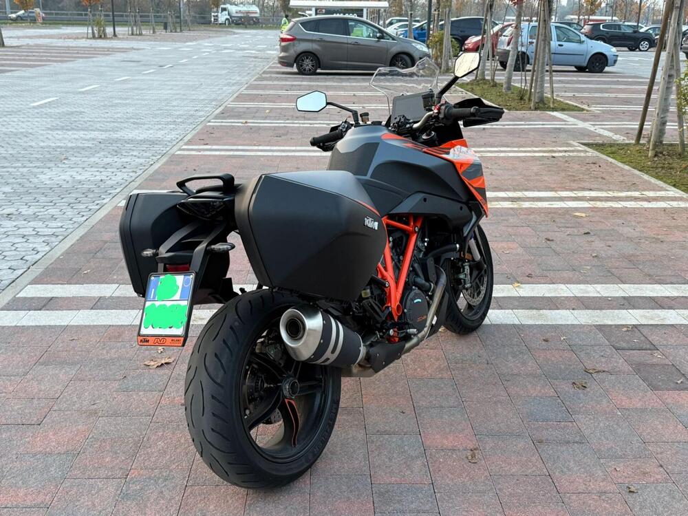 KTM 1290 Super Duke GT (2022 - 25) (4)