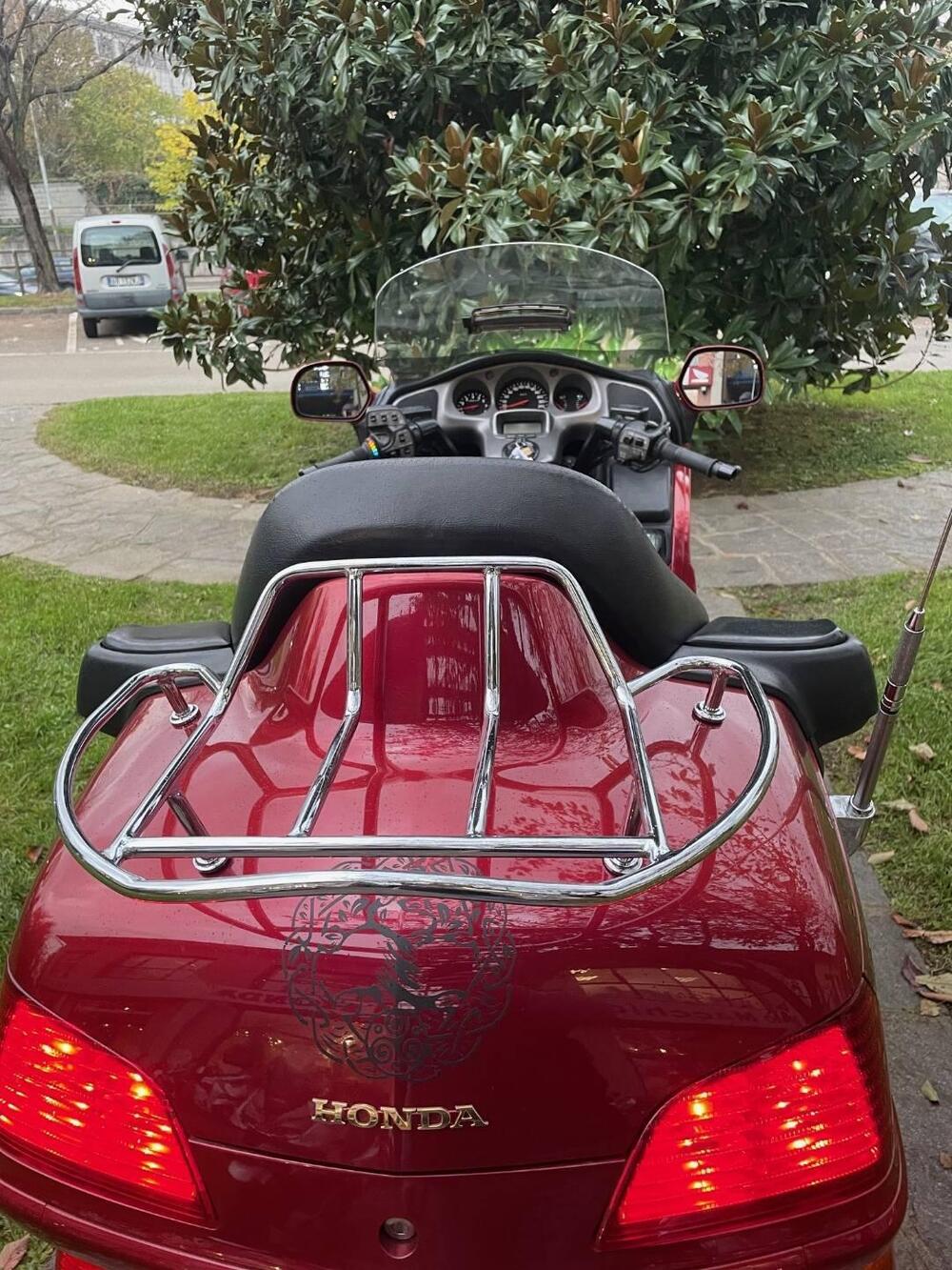 Honda GL 1800 Gold Wing (2000 - 05) (7)