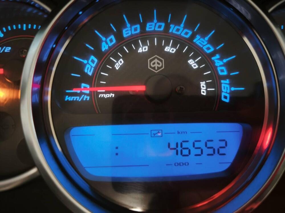 Piaggio Beverly 350 SportTouring ie (2011 - 15) (5)