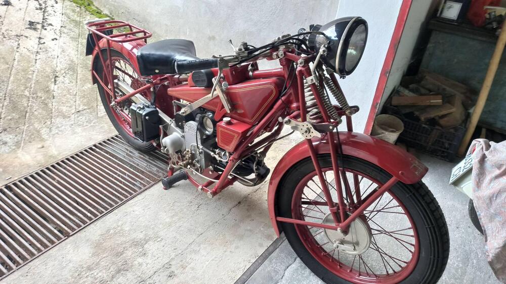 Moto Guzzi Sport 14 (3)