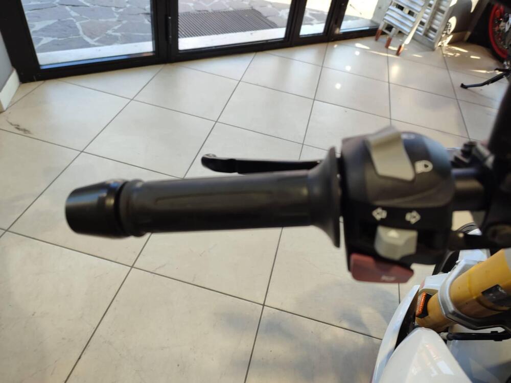 Bmw G 310 R (2016 - 20) (11)