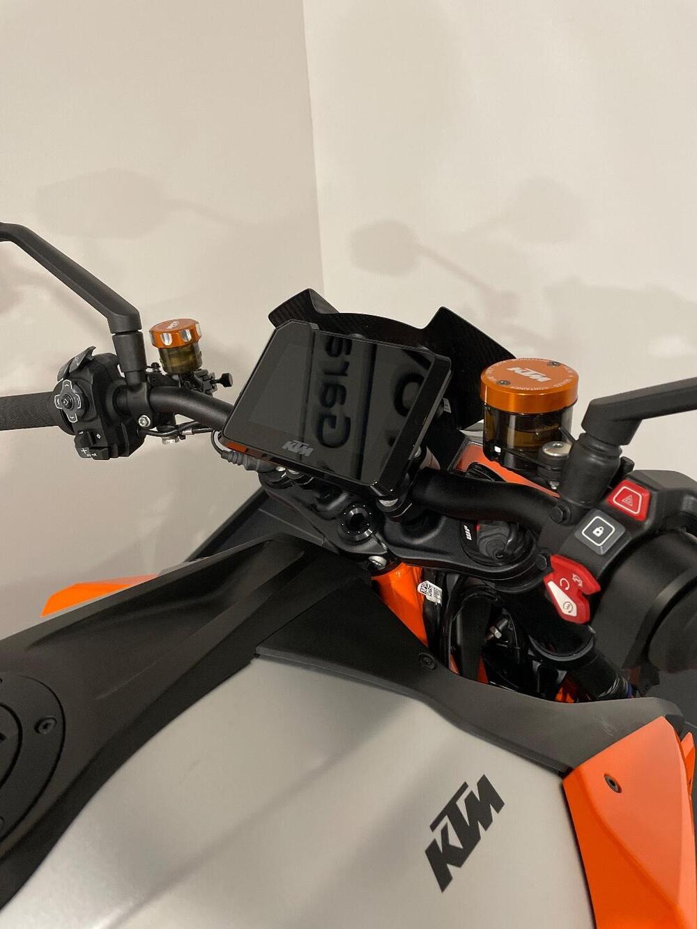 KTM 1290 Super Duke R EVO (2022 - 23) (6)
