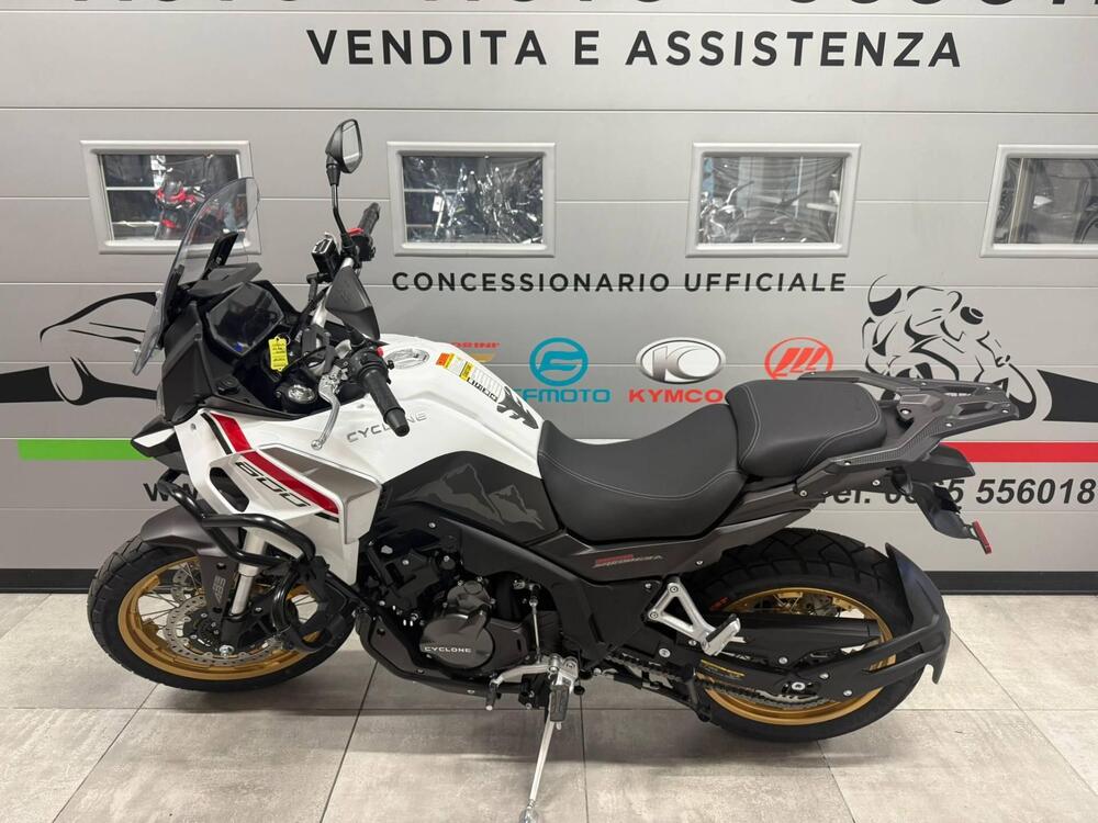 Cyclone RX600 (2025 - 26) (2)