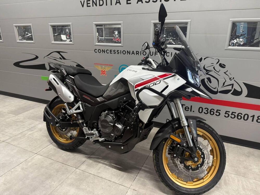 Cyclone RX600 (2025 - 26) (6)