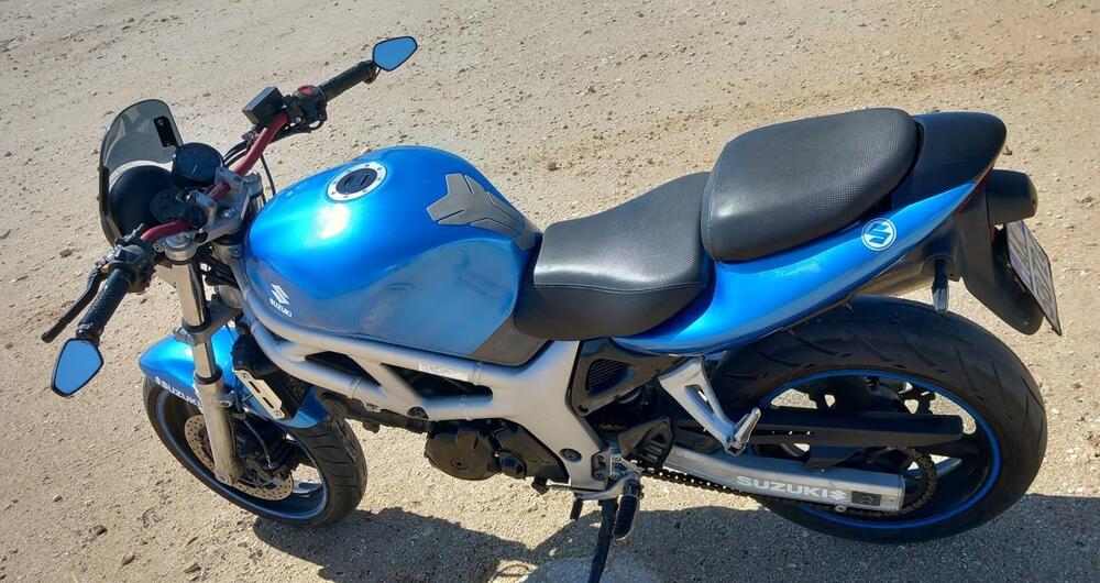 Suzuki SV 650 (1999 - 02) (9)